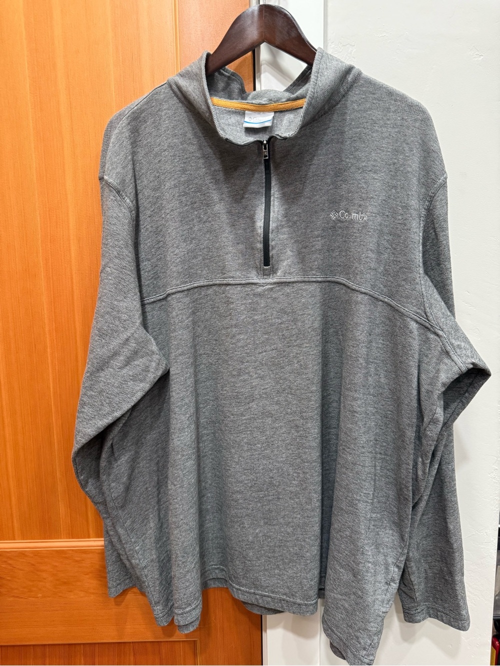Men’s Columbia Gray Pullover